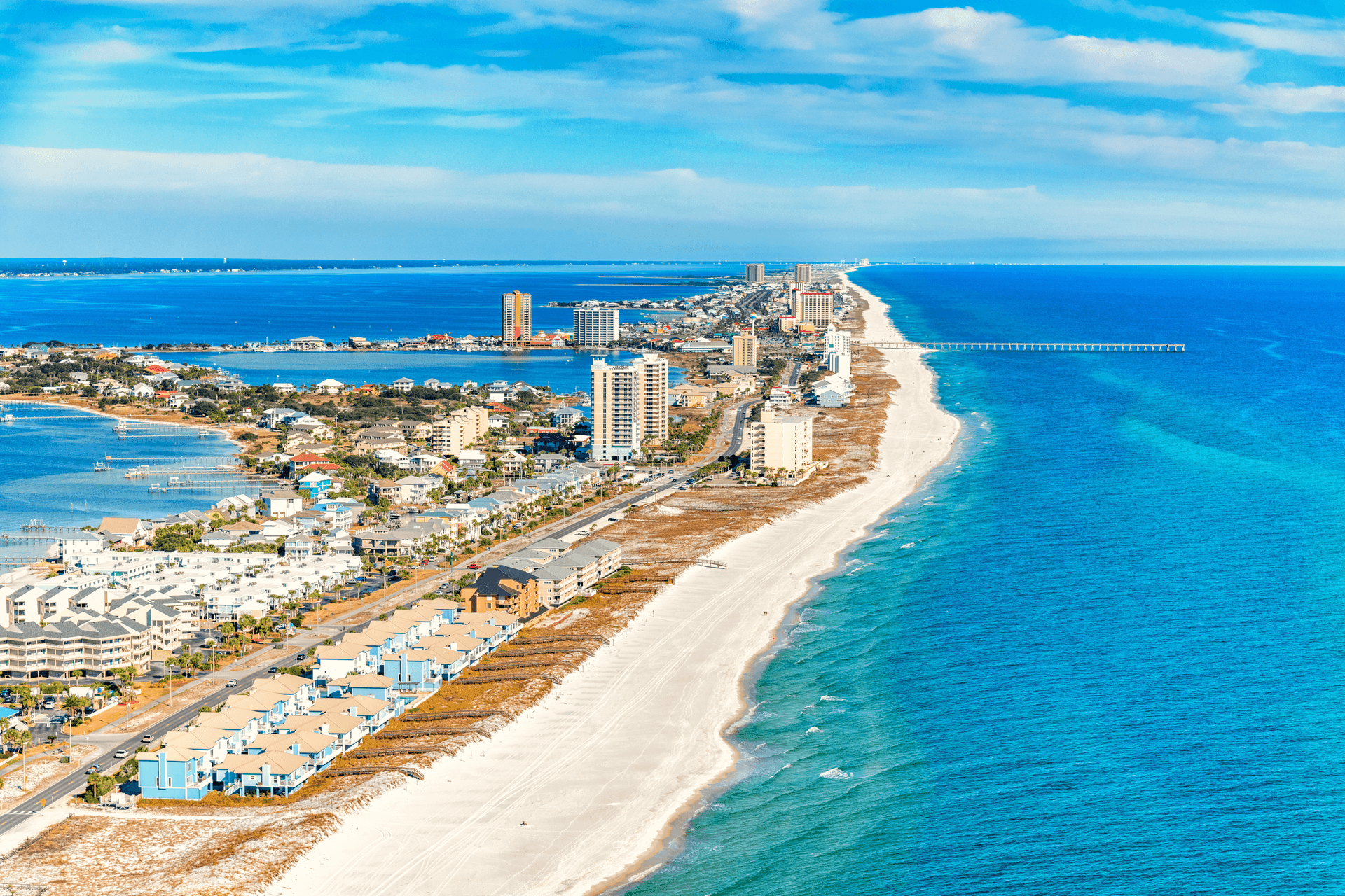 Enjoy a relaxing day at Florida's beautiful beaches with VF Transportes. We take you from any point in Orlando to the sunny shores, ensuring a comfortable and stress-free journey. Let us take you to your perfect seaside escape!