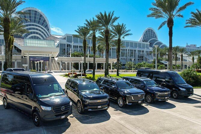 Travel in style and punctuality to your professional events with VF Transportes. We offer quick and comfortable transfers within Orlando for executives, conference attendees, and convention center visitors. Trust us for your transportation needs and arrive at your meetings and events worry-free.